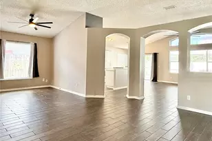 8632 Fawn Creek Dr, Tampa, FL 33626 - Photo 8