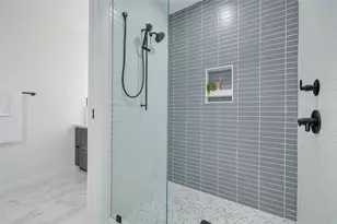 [Address not provided], Saint Petersburg, FL 33701 - Photo 34