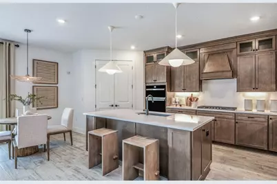 1599 Valier Point, Zephyrhills, FL 33541 - Photo 4