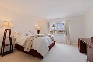 1120 N Shore Dr NE, Saint Petersburg, FL 33701 - Photo 22