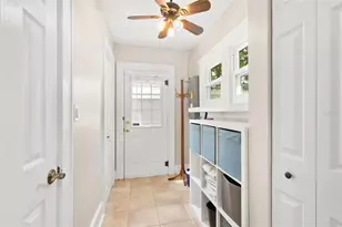 304 21st Ave N, Saint Petersburg, FL 33704 - Photo 12