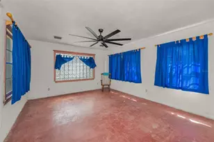 645 Villa Grande Ave S, Saint Petersburg, FL 33707 - Photo 10