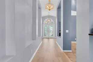 18808 Chaville Rd, Lutz, FL 33558 - Photo 8