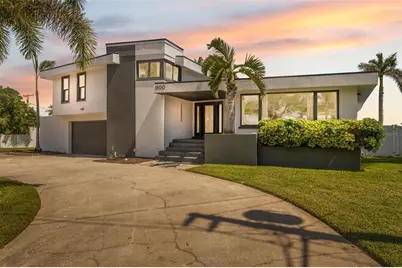 900 79th Street S, Saint Petersburg, FL 33707 - Photo 2