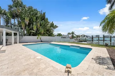 900 79th Street S, Saint Petersburg, FL 33707 - Photo 60