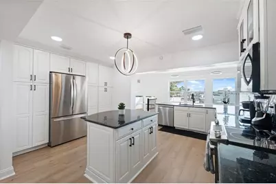 900 79th Street S, Saint Petersburg, FL 33707 - Photo 14