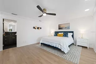 900 79th St S, Saint Petersburg, FL 33707 - Photo 24