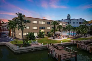 10265 Gulf Blvd, Saint Petersburg, FL 33706 - Photo 6