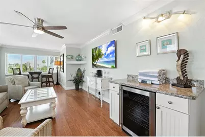10265 Gulf Boulevard #A-301, Saint Petersburg, FL 33706 - Photo 8