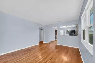 1101 28th St N, Saint Petersburg, FL 33713 - Photo 4