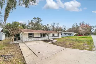3781 N Hiawatha Terrace, Crystal River, FL 34428 - Photo 2