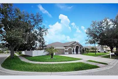 1906 Heartland Circle, Valrico, FL 33594 - Photo 2