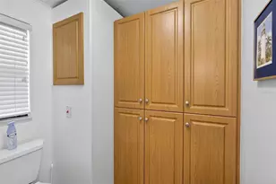 905 Iglesia Dr, North Port, FL 34287 - Photo 26