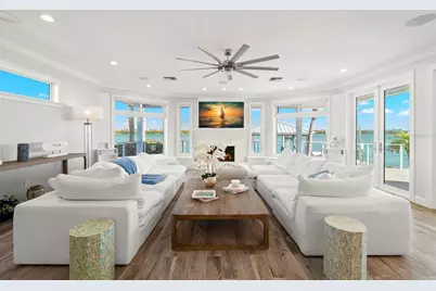 295 Bayside Drive, Clearwater Beach, FL 33767 - Photo 12