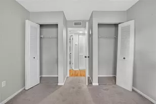 1225 Pine Ridge Cir W, Tarpon Springs, FL 34688 - Photo 32