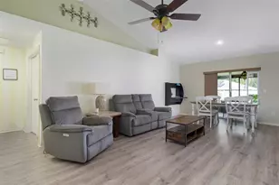 1052 Malletwood Dr, Brandon, FL 33510 - Photo 20