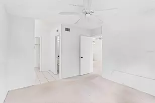 14130 Rosemary Ln, Largo, FL 33774 - Photo 12