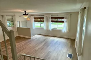 1003 17th St N, Saint Petersburg, FL 33713 - Photo 4