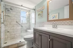 4780 Cove Cir, Saint Petersburg, FL 33708 - Photo 16