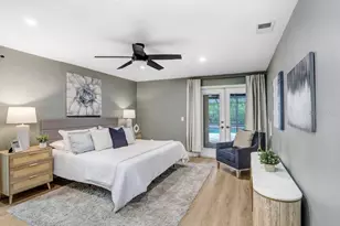 1040 Sylvia Ln, Tampa, FL 33613 - Photo 12