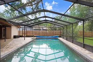 1040 Sylvia Ln, Tampa, FL 33613 - Photo 38