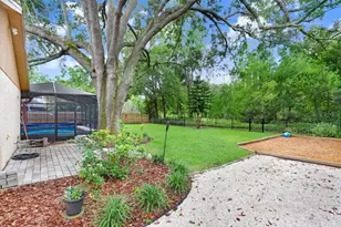 1040 Sylvia Ln, Tampa, FL 33613 - Photo 44