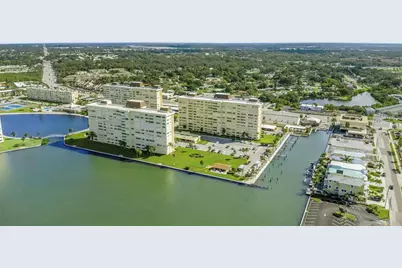 4550 Cove Circle #207, Saint Petersburg, FL 33708 - Photo 86