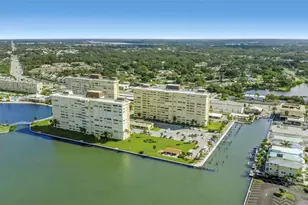 4550 Cove Cir, Saint Petersburg, FL 33708 - Photo 86