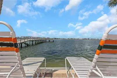 4550 Cove Circle #207, Saint Petersburg, FL 33708 - Photo 46