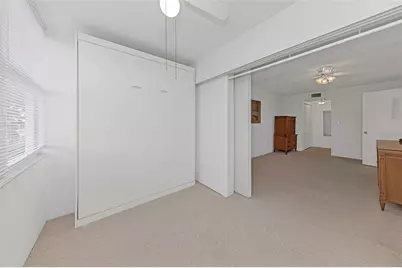 4550 Cove Circle #207, Saint Petersburg, FL 33708 - Photo 24