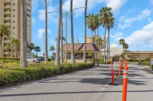 4550 Cove Cir, Saint Petersburg, FL 33708 - Photo 76