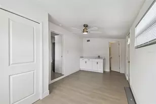 7908 N Thatcher Ave, Tampa, FL 33614 - Photo 14