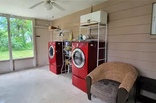 5755 43rd Street N, Saint Petersburg, FL 33714 - Photo 26