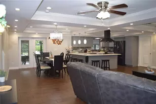 12217 Victor Ln, Dade City, FL 33525 - Photo 4