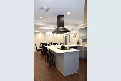 12217 Victor Lane, Dade City, FL 33525 - Photo 8