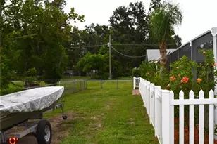 12217 Victor Ln, Dade City, FL 33525 - Photo 48