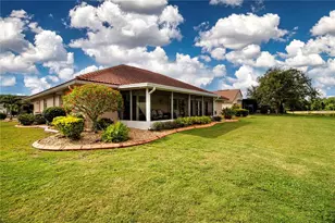 2039 Berry Roberts Dr, Sun City Center, FL 33573 - Photo 8