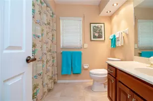 2039 Berry Roberts Dr, Sun City Center, FL 33573 - Photo 64