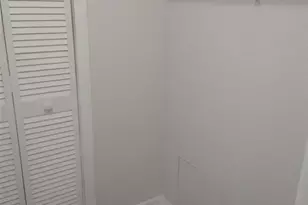 8681 Bardmoor Blvd, Seminole, FL 33777 - Photo 10