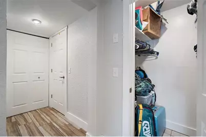 2470 47th Street S, Saint Petersburg, FL 33711 - Photo 20