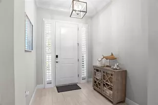 8236 Larkspur Cir, Sarasota, FL 34241 - Photo 6