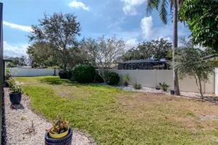 3246 Hyde Park Dr, Clearwater, FL 33761 - Photo 56