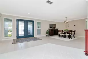 3246 Hyde Park Dr, Clearwater, FL 33761 - Photo 8