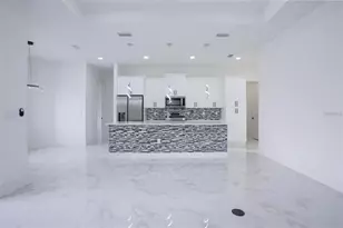 12 SE 17th Ave, Cape Coral, FL 33990 - Photo 4