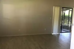 501 E Curlew Pl, Tarpon Springs, FL 34689 - Photo 10