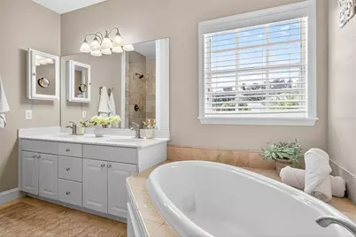 11240 Grandview Dr, Dade City, FL 33525 - Photo 34