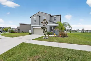 12788 Maple Bonsai Dr, Riverview, FL 33579 - Photo 2