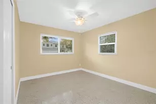 5680 Pershing St NE, Saint Petersburg, FL 33703 - Photo 14
