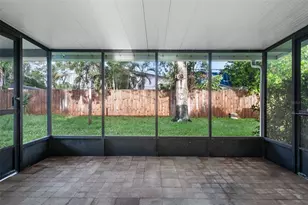 5680 Pershing St NE, Saint Petersburg, FL 33703 - Photo 26