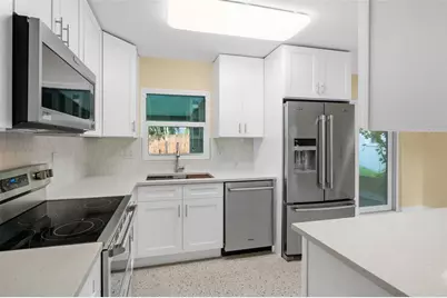 5680 Pershing Street NE, Saint Petersburg, FL 33703 - Photo 12